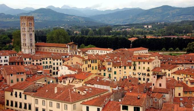 Pisa & Lucca