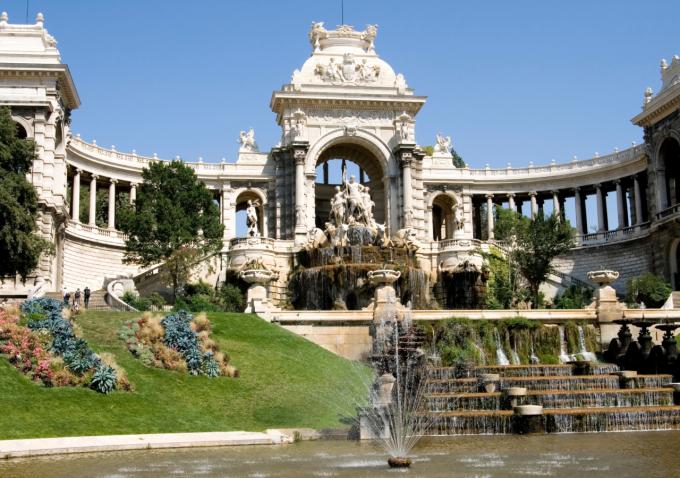 Marseille Essentials: History and Charm
