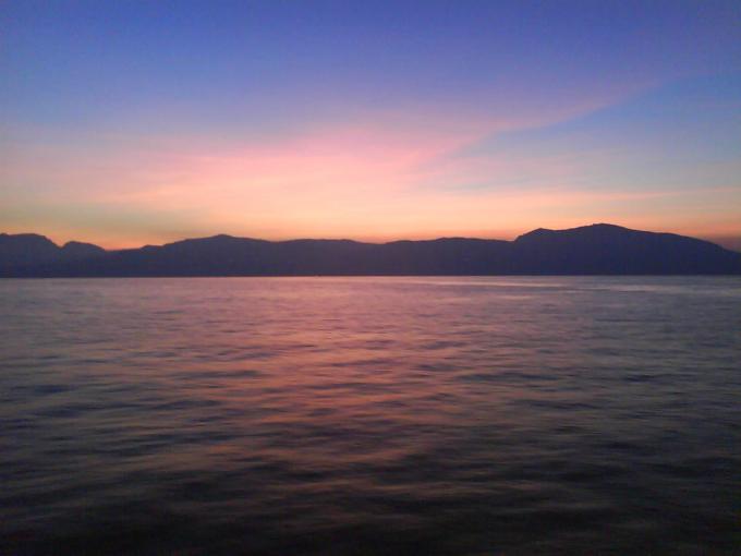 Overnight and Sunrise Boat Tour
