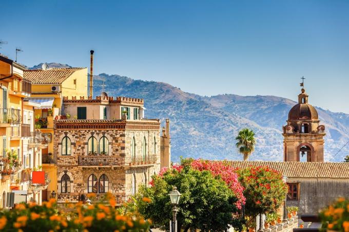 Taormina, Etna, Wine Tasting and Light Lunch